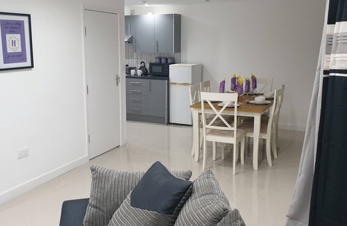 Curry Rivel House | A touch of home 3 bed cabin