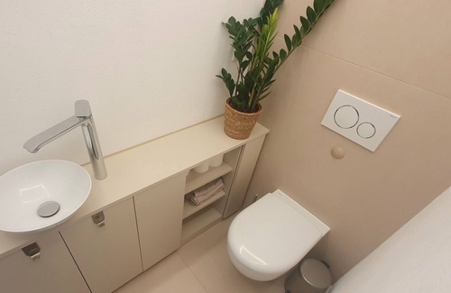 Ulm Apartment | A touch of luxury in 3 rooms with balconies