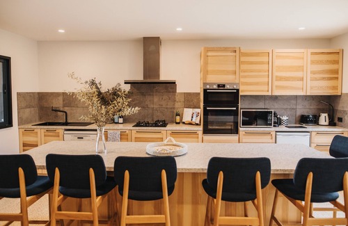 Clare House | A tranquil 40 acre olive grove, comfort inside, fire pit & hot tub outside