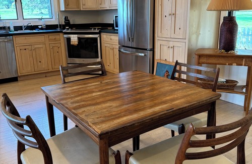 Town of Copake Cottage | A Tranquil Country Home in serene Copake with AC, WiFi