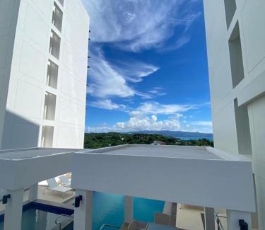 Yapak Apartment | A tranquil ocean view condo, private beach