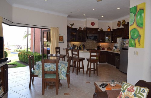 Isla Navidad Condo | A tropical 2 bedroom 2 bathroom resort on the stunning Playa de Coco beach