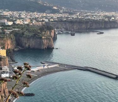 Piazza-Tralia-Pendolo Bed & Breakfast | A un passo dagli Dei
