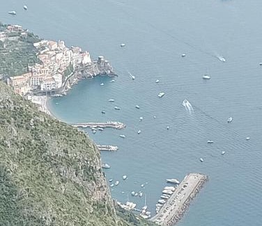 Piazza-Tralia-Pendolo Bed & Breakfast | A un passo dagli Dei