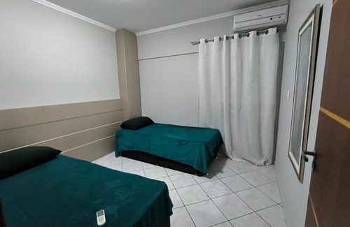 Castelo Branco Apartment | A una cuadra del mar en Meia Praia - Itapema sc