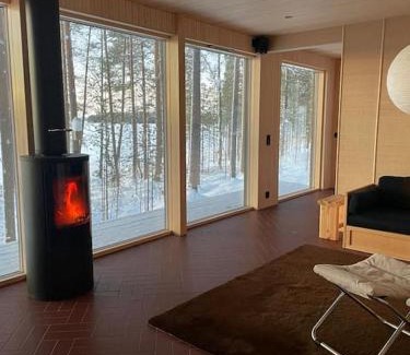 Rovaniemi Ski Chalet | A unique lakeside cottage