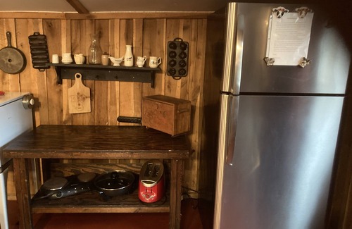 Winchester Cabin | A very rustic converted pole barn unique cozy cabin