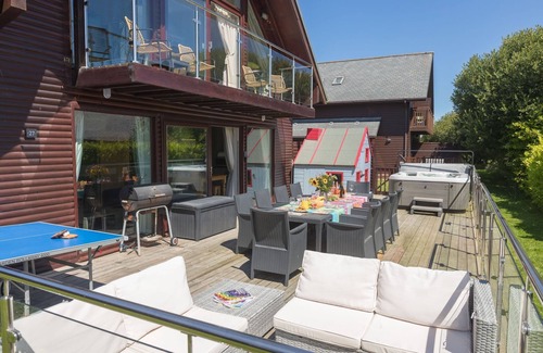 Winnard's Perch House | A wonderful family-friendly lodge with hot tub, set within Retallack Resort and Spa near Newquay in