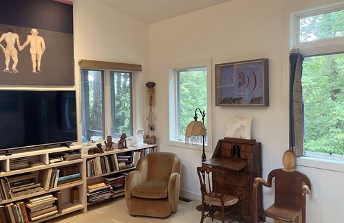 Bearsville House | A Wonderful House. High on a hill overlooking the mountains and valleys.
