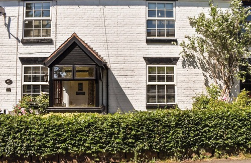 Waresley Cottage | A wonderful three bedroom cottage sleeping six.