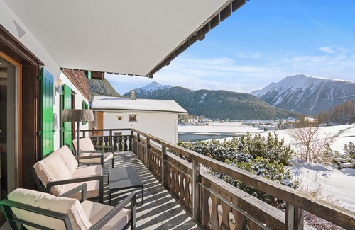 Davos-Dorf Ski Chalet | A&Y luxury chalet with sauna & whirlpool, ideal for families & nature lovers in Davos