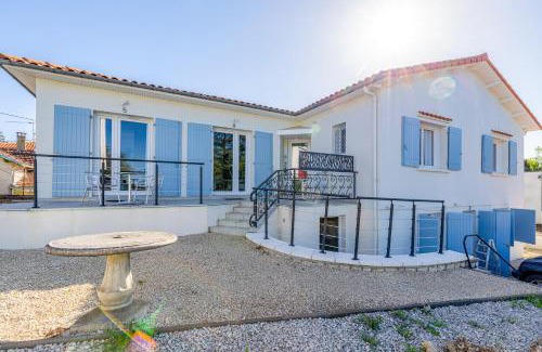 Angouleme Apartment | A1 SWEET HOMES Angouleme l Secteur Sillac l Parking gratuit - Animaux acceptés