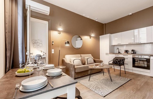 3rd Arrondissement Apartment | A11#RépubliqueMarais1BedRoomParis03AC