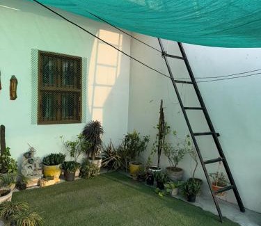 Faridabad Apartment | Aadesh Home Private Floor With Rooftop