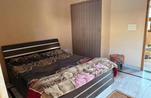 Faridabad Apartment | Aadesh Home Private Floor With Rooftop