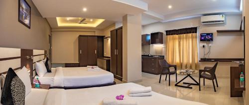 Vijayanagar Hotel | Aadya Elite