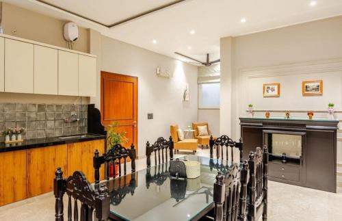 Khattalwada Apartment | Aahaan Luxury Hygienic Comfortable 4 BHK Flat