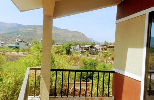 Malavli Villa | Aarya Villa (3BHK AC with Pvt Pool)
