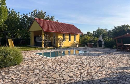 Csopak House | Abacus House