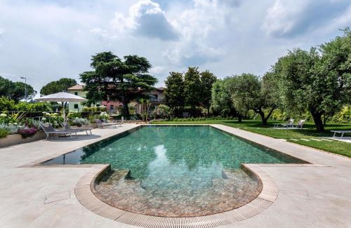 Soiano del Lago Apartment | Abaye 2 Pinot - Charm Adults Only
