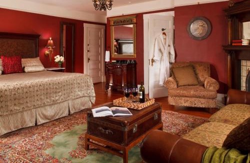 Rockland Bed & Breakfast | Abbeymoore Manor