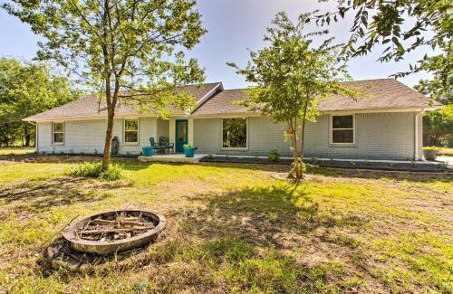 McKinney House | about 3 Mi to Dtwn McKinney Suburban Texas Retreat