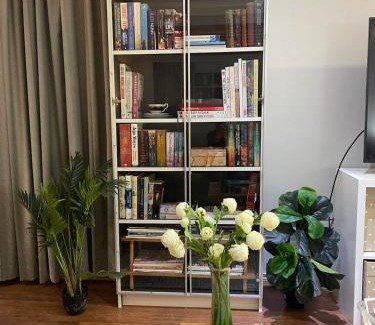 Warnbro Apartment | AC 1 Bed Studio Apartment 25+ Non Smokers