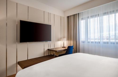 Saint-Julien-en-Genevois Hotel | AC Hotel by Marriott Saint-Julien-en-Genevois