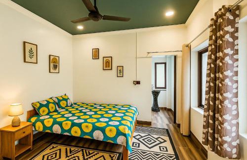 Tollygunge House | ac room with kitchen and Terrace