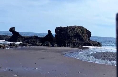 La Libertad House | AC Rooms-Piscina-Playa El Tunco