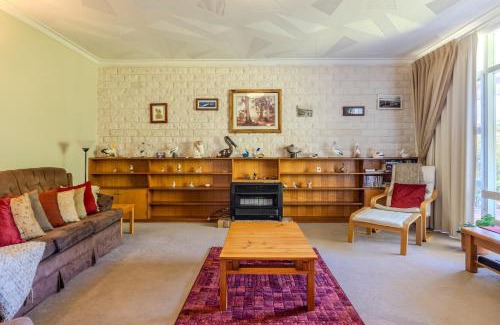 Emu Point House | Acacia Grove by the BnB Collection