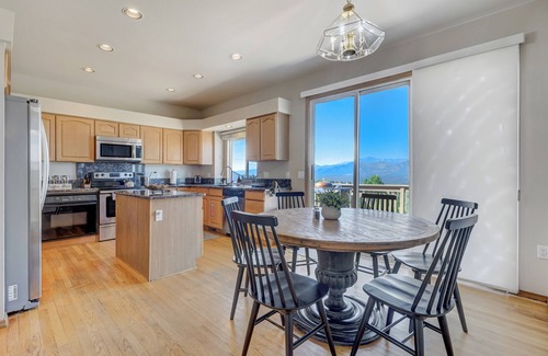 Colorado Springs House | Academy Basecamp