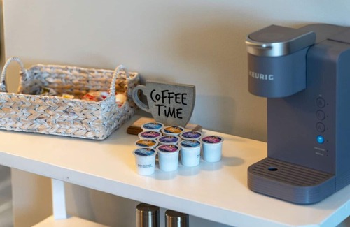 Trenton Apartment | Acadia Basecamp | Walk to Lobster House, Coffee, Bakery | 1 Gig Wifi (5)