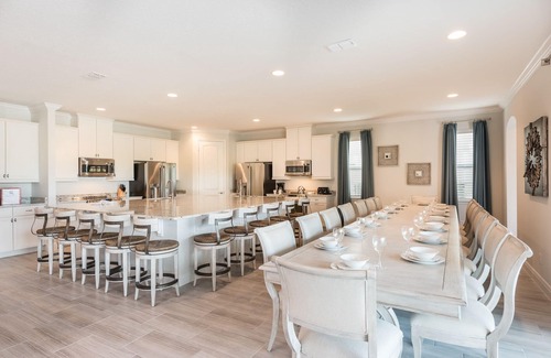 Reunion House | Access to 3 Private GOLF COURSES+2 Waterparks+POOL & SPA+Gameroom+THEATER+Disney