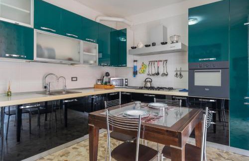 Cinisello Balsamo Apartment | Accogliente Trilocale tra Monza e Milano
