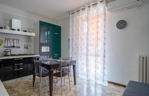 Cinisello Balsamo Apartment | Accogliente Trilocale tra Monza e Milano