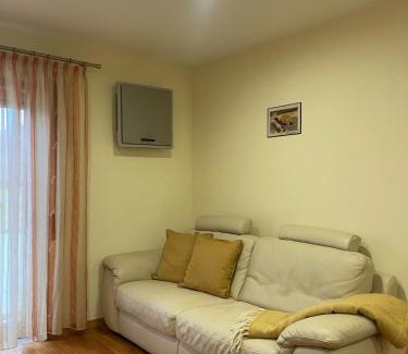 A Ver-o-Mar Apartment | Accommodation by the beach