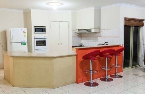 Craigieburn House | Accommodation in Melbourne