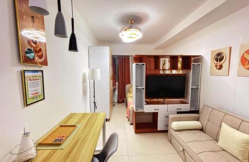 Matandang Balara Apartment | Acellyne's Suites at The Residences at Commonwealth by Century