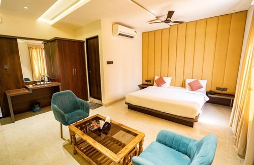 Rau Resort | Aceotel Resort 7th Cloud Indore