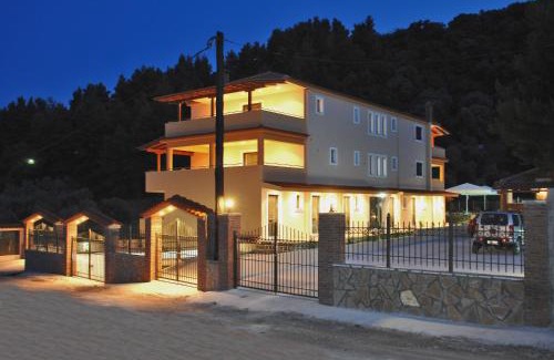 Fragkaki Apartment | Achladi Beach
