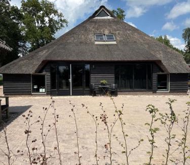Nijeveen Apartment | Achterhuis Echt mooi