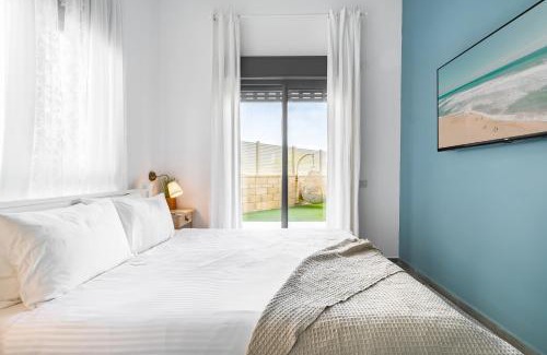 Nahariya Apartment | Achziv Bright Garden Stay by Sea N' Rent