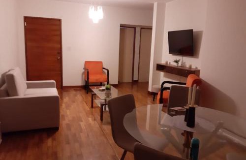 San Antonio Apartment | Acogedor Dpto en Miraflores de 90 m2 y 2 cuartos