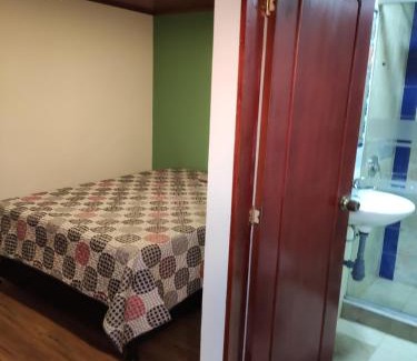 Santa Ana Bed & Breakfast | acogedor Hostal usaquen la parada del tren