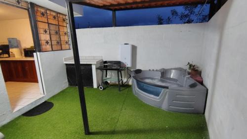 San Antonio de Pichincha House | Acogedora Casa Completa con jacuzzi privado