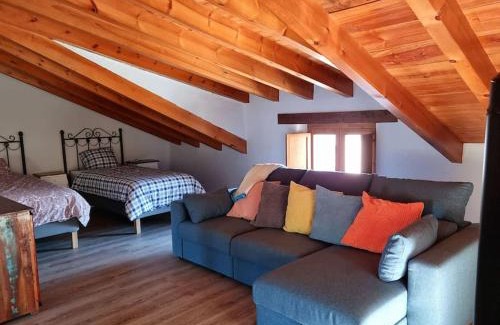 Bahabon House | Acogedora casa del siglo XIX