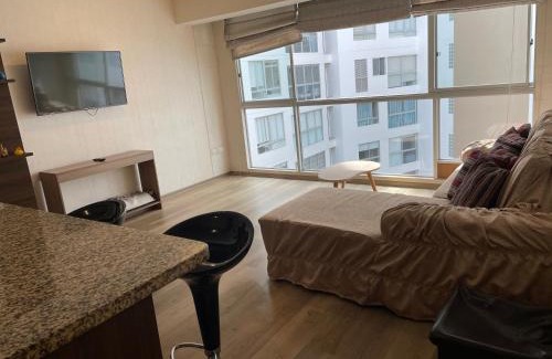 Tejada Alta House | Acogedora habitación privada frente al metro y cerca a la playa