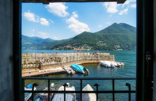 Moltrasio Apartment | Acqua - by MyHomeinComo