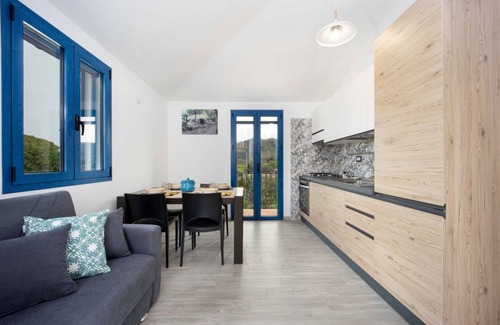 Cardedu Apartment | Acquamarina n.5 in residence with swimming pool just 50m from the sea.